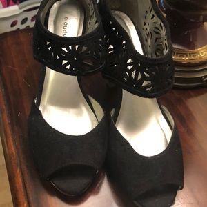 Ready for spring? Walk in style wide width too!